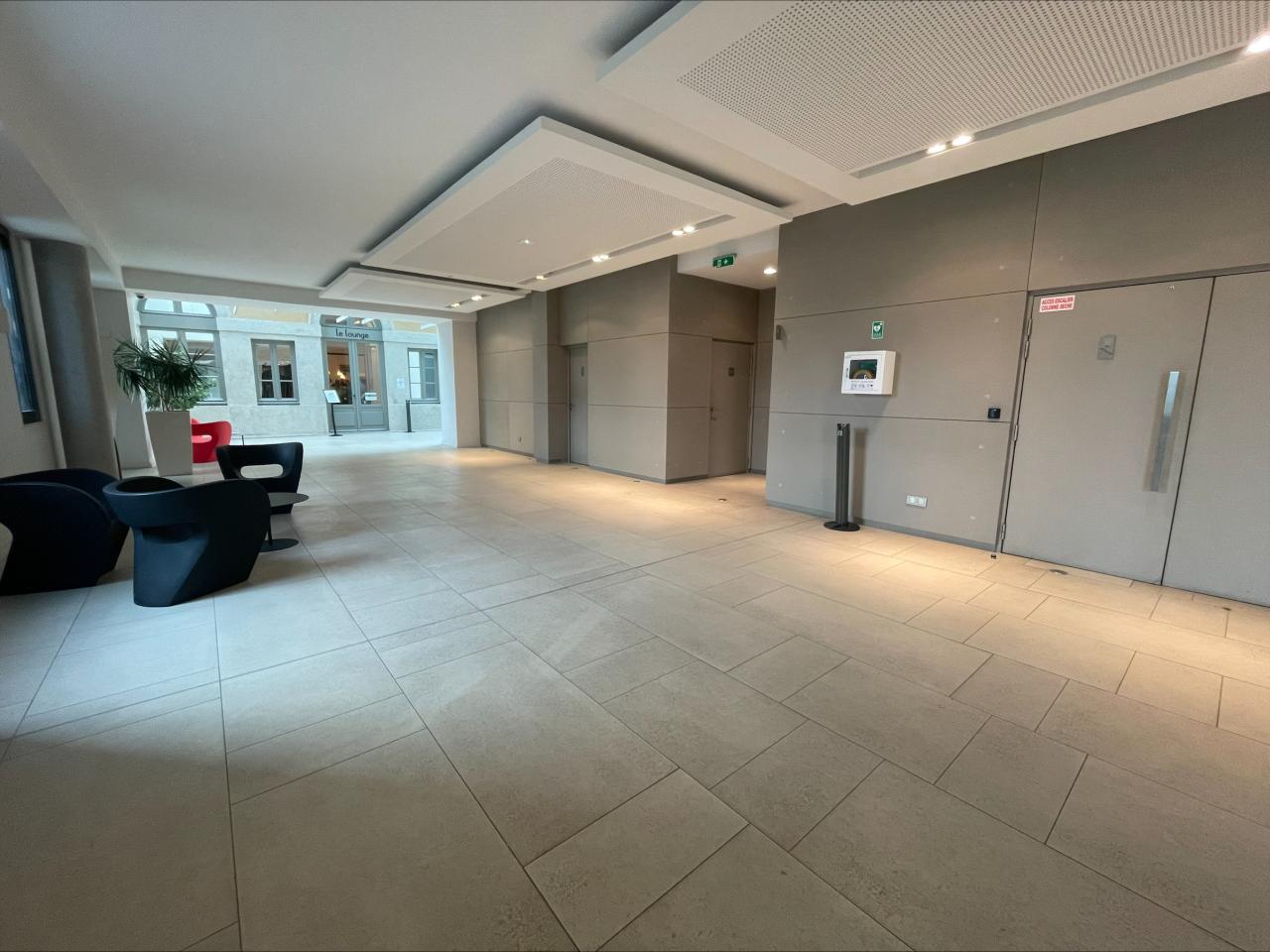 Bureau Lyon 1472m² Location bureau Lyon Rhône OLBUR2423750 37